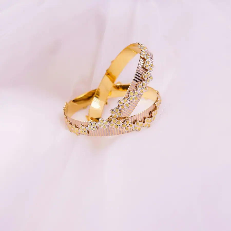 Meilleur moment pour réserver son alliances de mariage à Paris